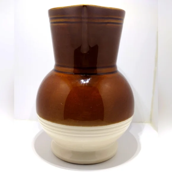 Emile Henry Pitcher 1 Liter Pitcher - Picture 6 of 10